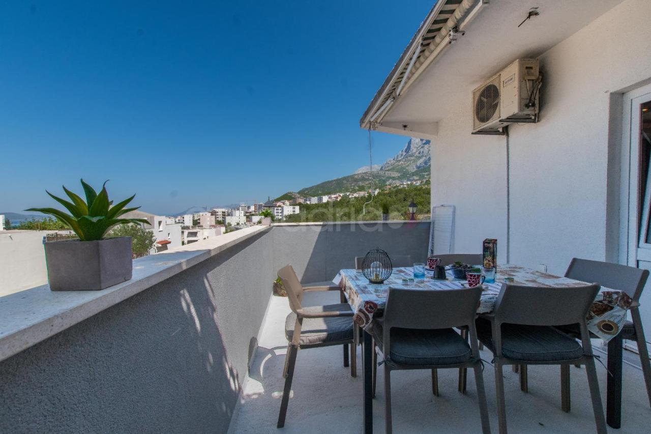 Apartment Vesna With Balcony & Free Parking Makarska Bagian luar foto